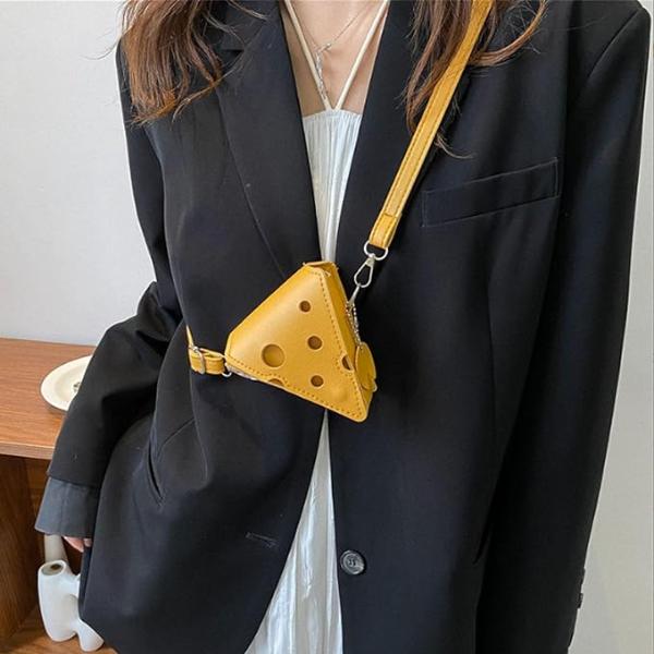 Cheddar Chic Cheese Bag