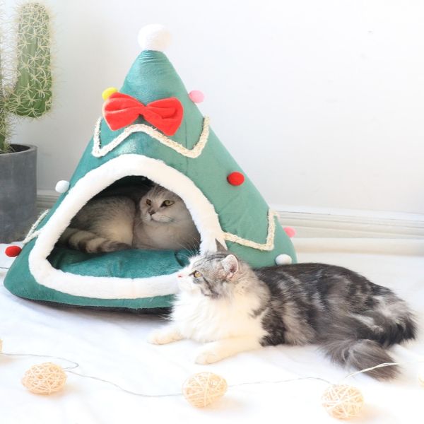 Christmas Tree Cat Bed ( LIMITED EDITION)