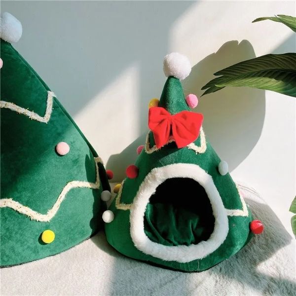 Christmas Tree Cat Bed ( LIMITED EDITION)