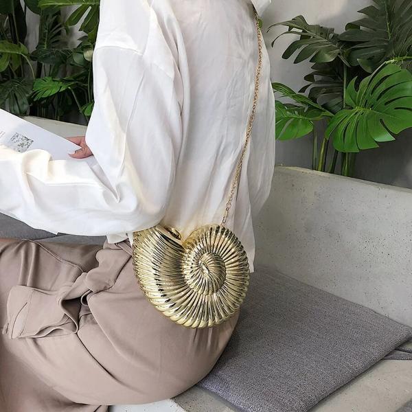 Luxury Acrylic Shell Clutch Bag